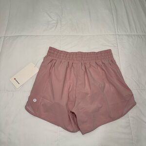 Pink Lululemon NWT Hotty Hot HR Short Lined (size 6)